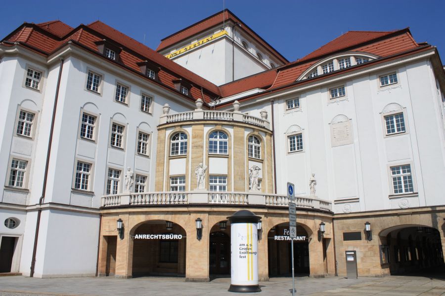 staatsschauspielhaus_1